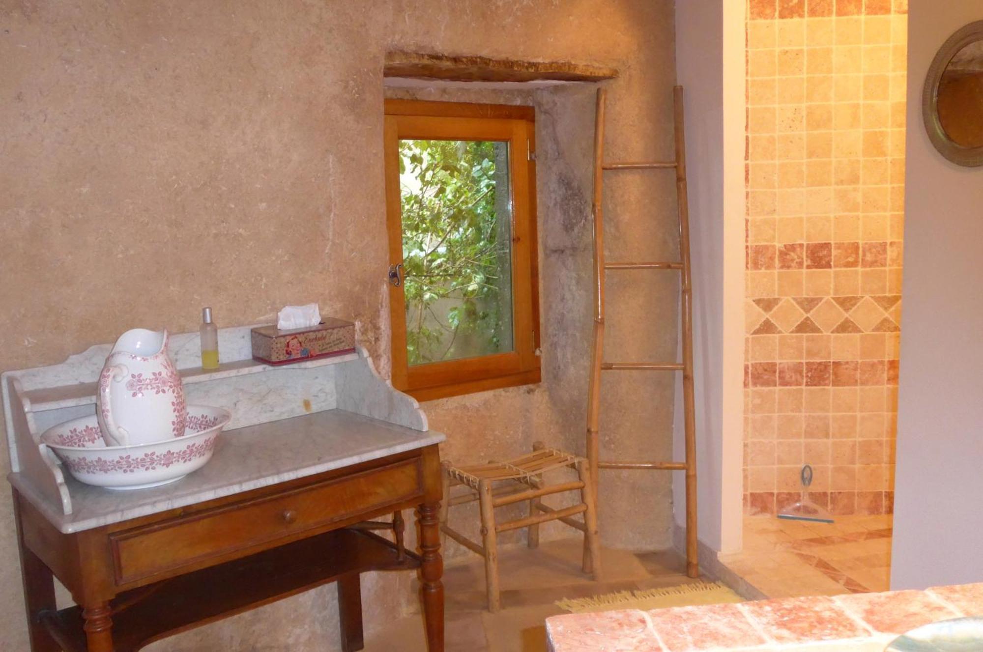 Bed and Breakfast La Colline Bleue à Banne Extérieur photo